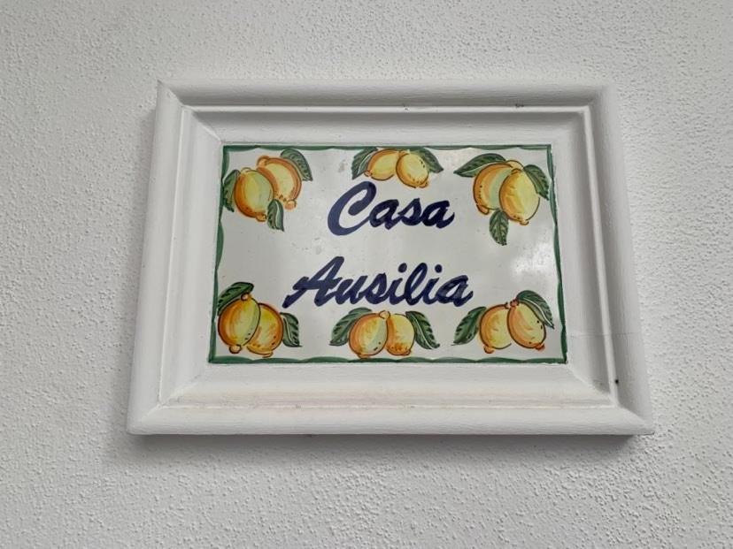 Casa Ausilia Bilocale Apartment Amalfi Bagian luar foto