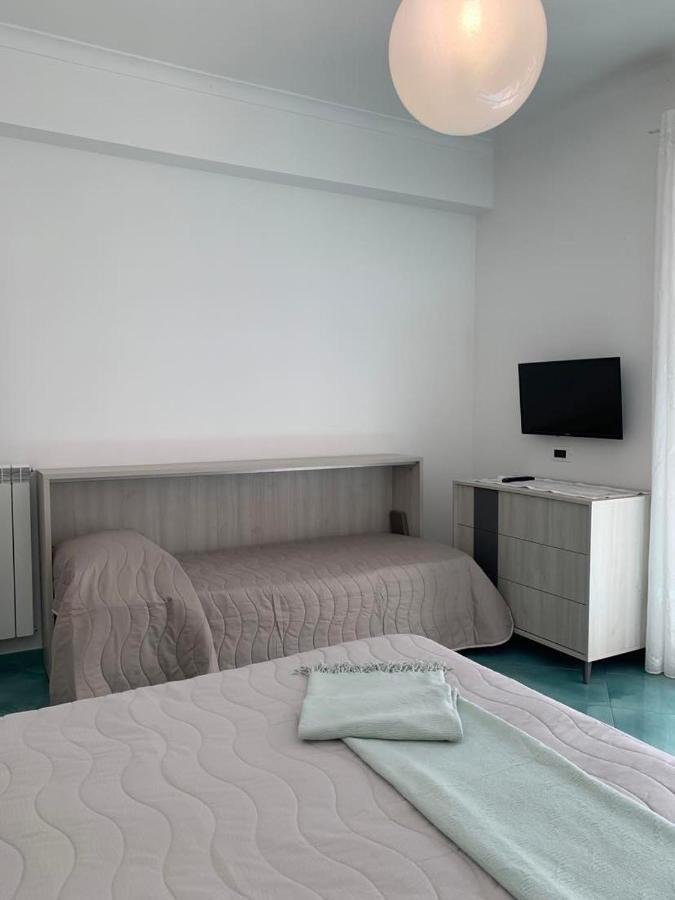 Casa Ausilia Bilocale Apartment Amalfi Bagian luar foto