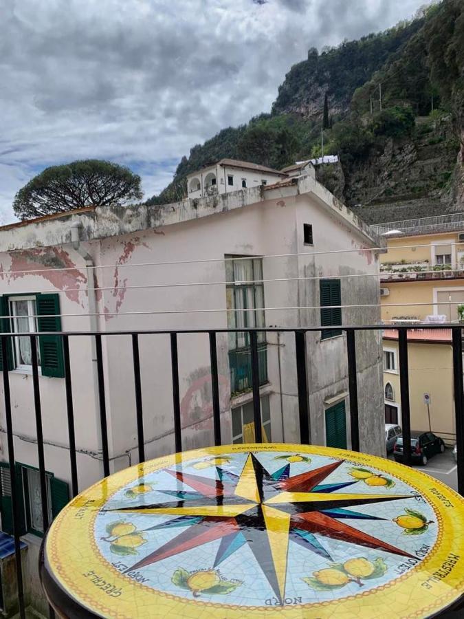 Casa Ausilia Bilocale Apartment Amalfi Bagian luar foto
